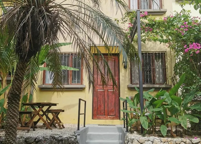 Casa Sueno Colibri Tamarindo